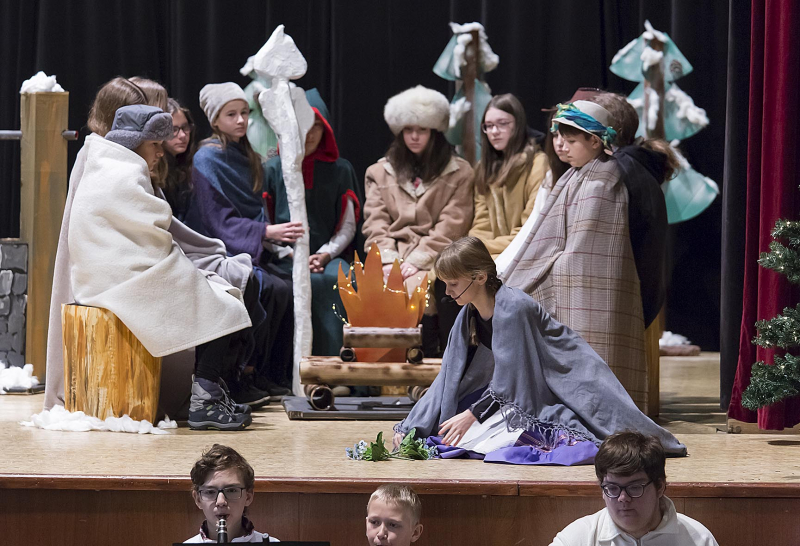 Muzikál: O 12 měsíčkách 15. 12. 2021 (HO, VO i TO)